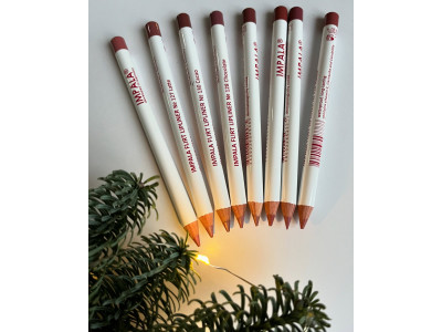 Твої улюблені олівчики з лінійки Flirt в трендових кольорах цього року