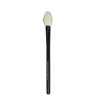 IMPALA Highlighter Fan Brush №29 |Веерная кисть для хайлайтера,натуральный ворс