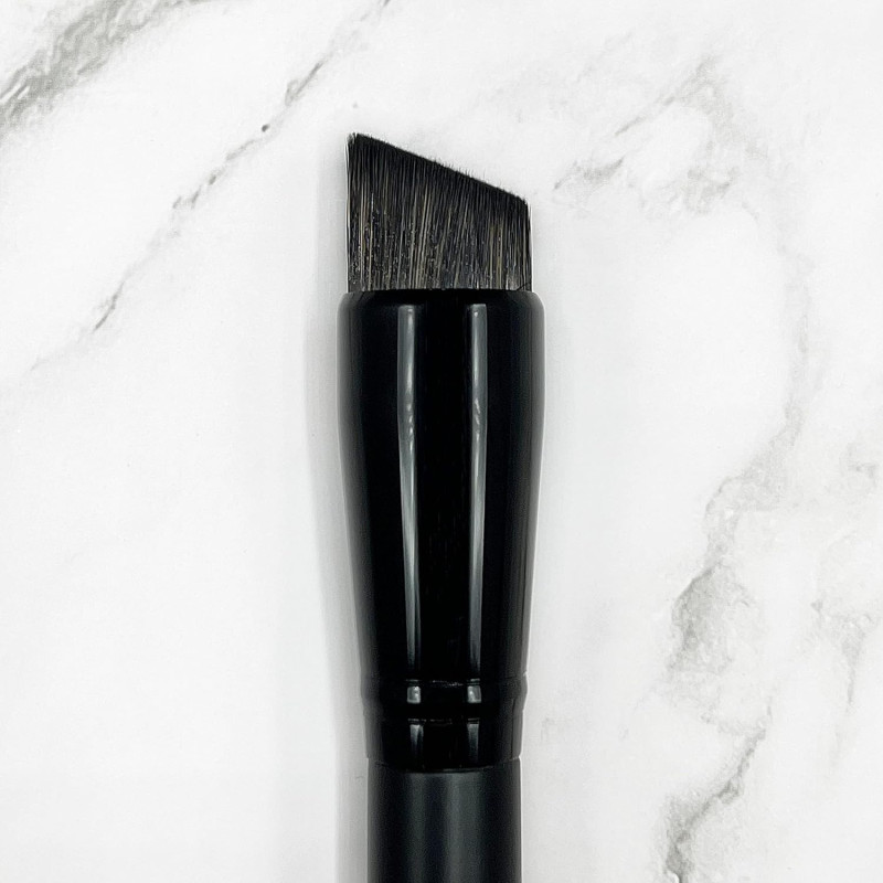 Пензлик для тонального крему IMPALA FOUNDATION APPLICATION BRUSH  №27