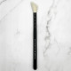 Скошений пензель для хайлайтера | IMPALA SMALL SLANTED DUO FIBER BRUSH №30