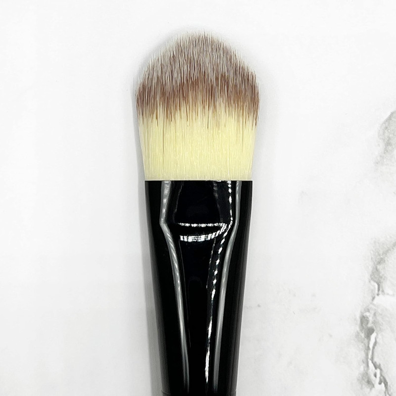 Пензлик для тонального крему - нейлон IMPALA FOUNDATION BRUSH №8