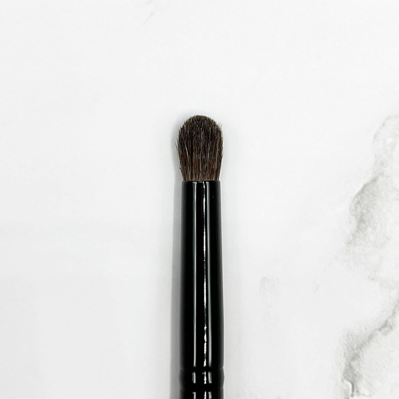 Пензлик для макіяжу Smoky eyes - ворс коза IMPALA SMUDGE BRUSH №10